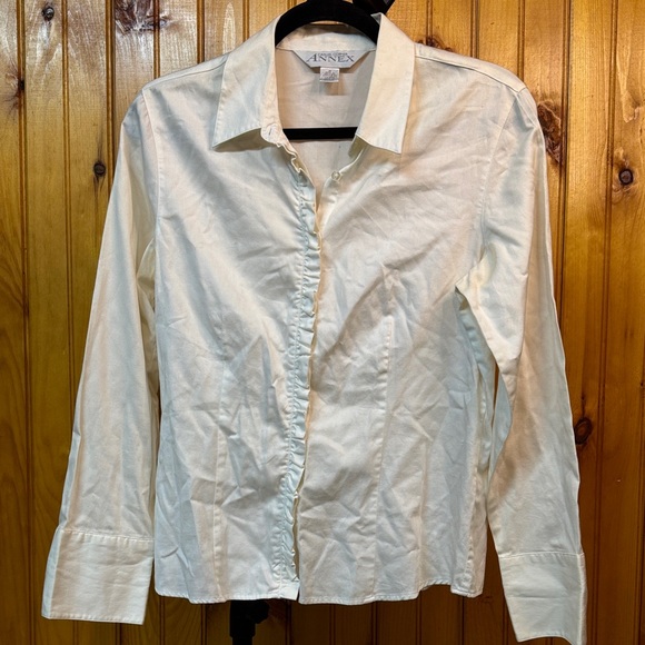 Casual Corner Tops - Casual Corner Annex Cream Blouse